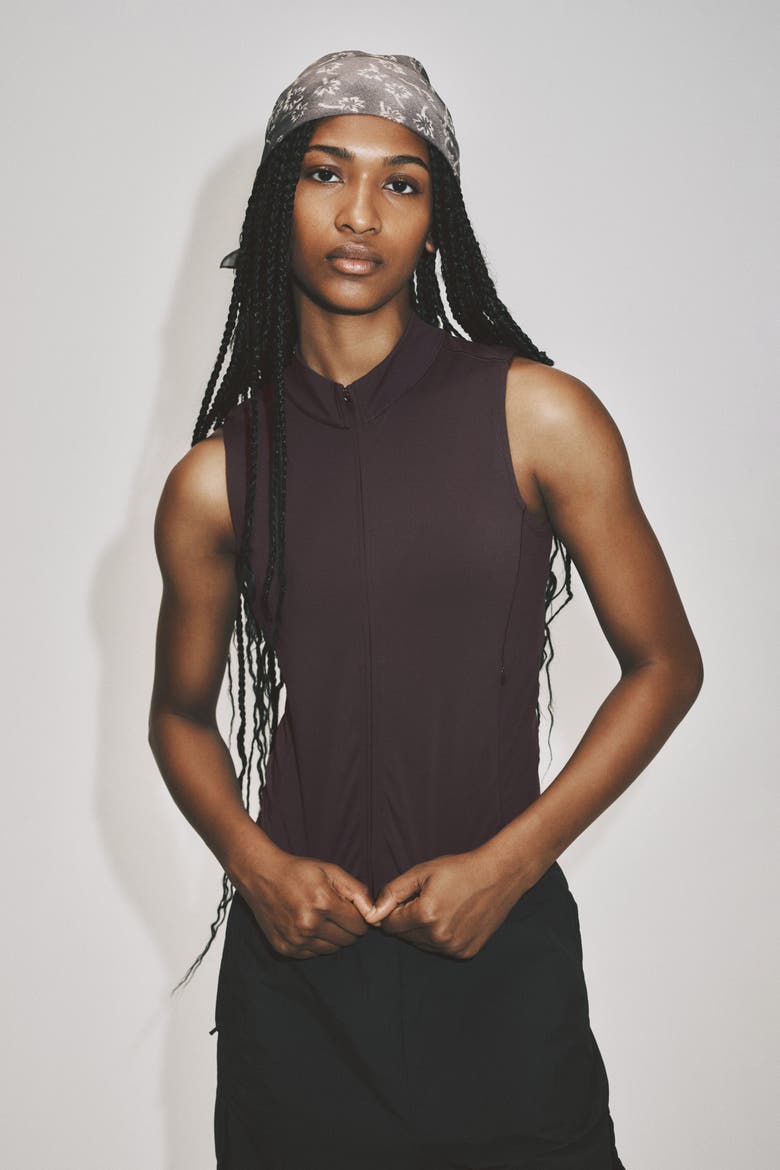 Slim-fit Running Vest With Sculptmove, Alternate, color, Dark heather
