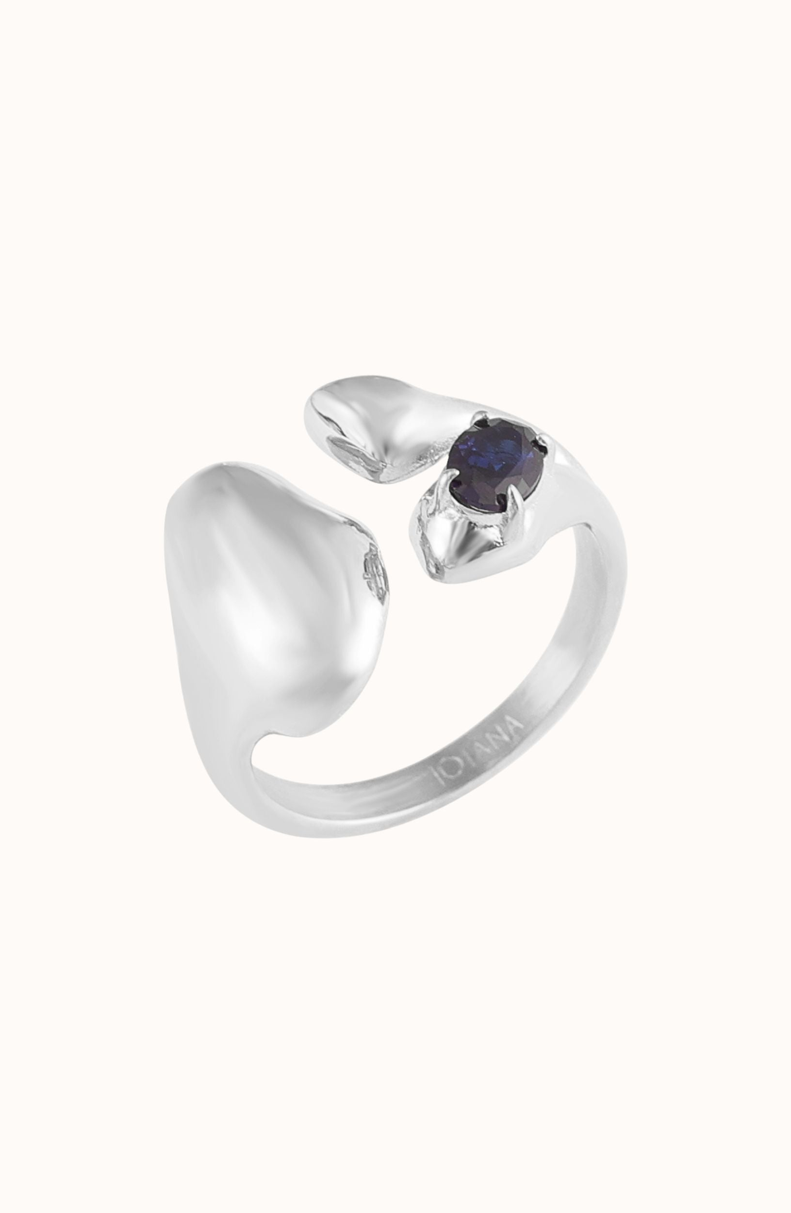 White Silver / Sapphire