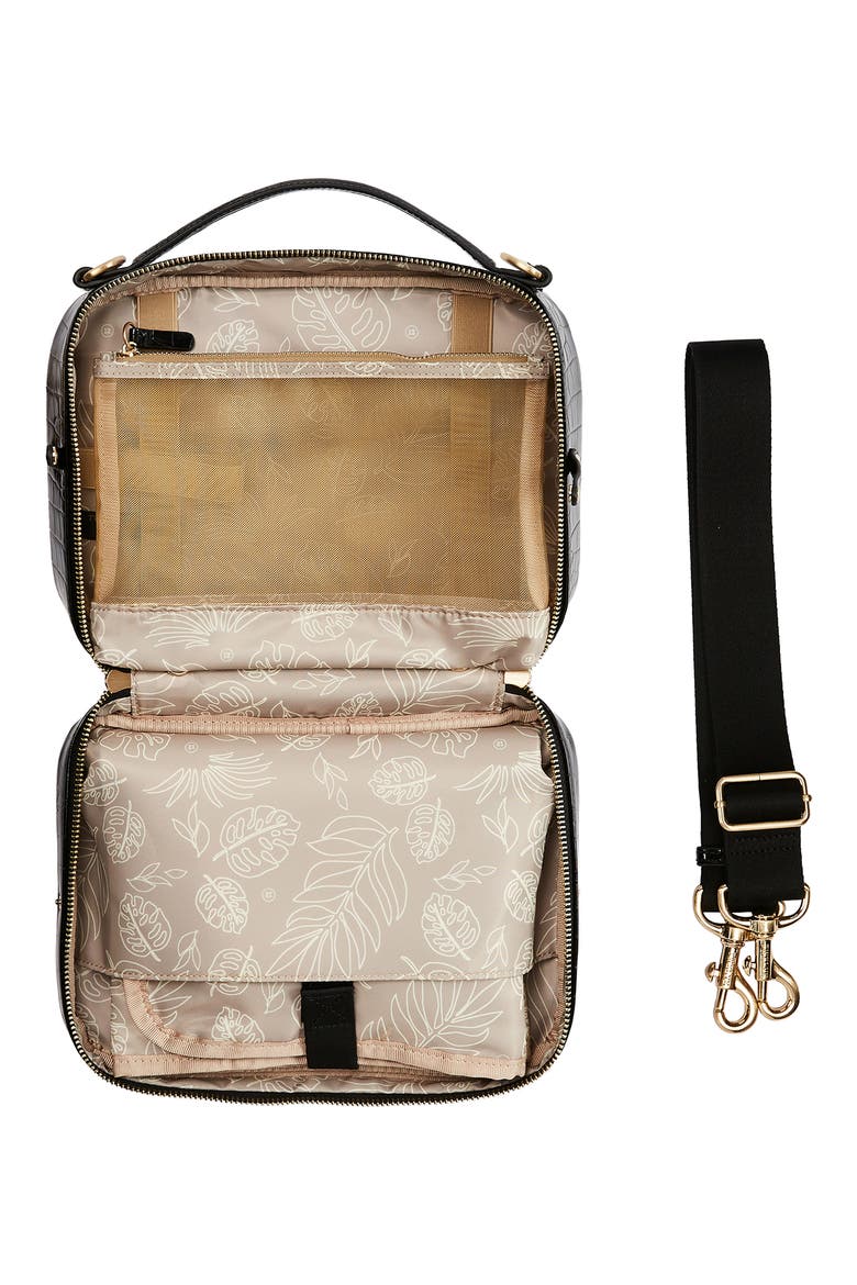 Luxe Water Resistant Diaper Clutch, Alternate, color, BLACK