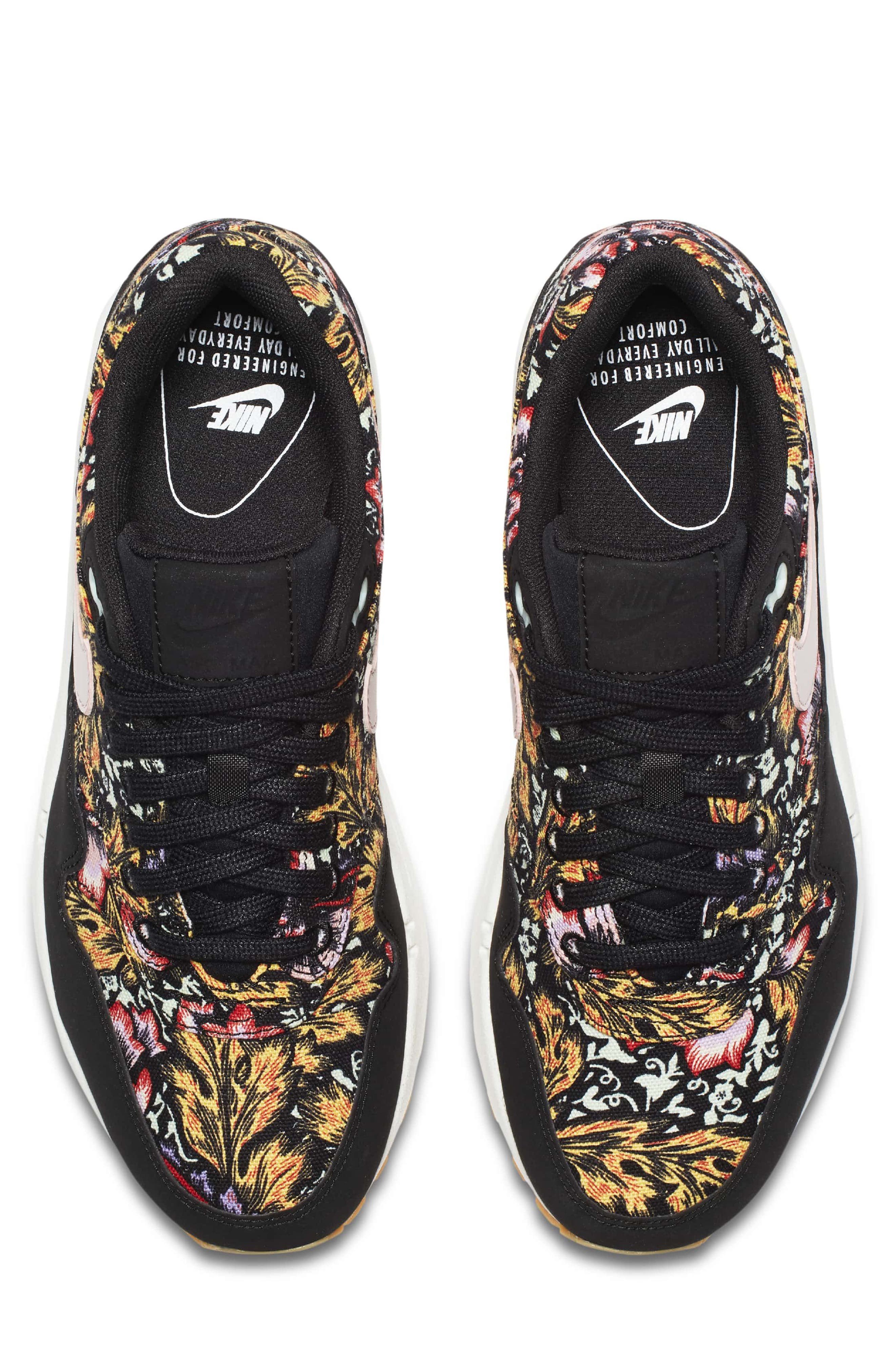 Nike Air Max 1 QS Sneaker, Alternate, color, 