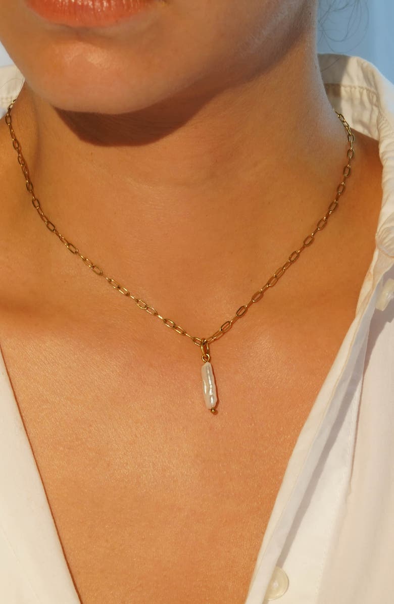 KOZAKH Freshwater Pearl Stick Charm, Alternate, color, Gold