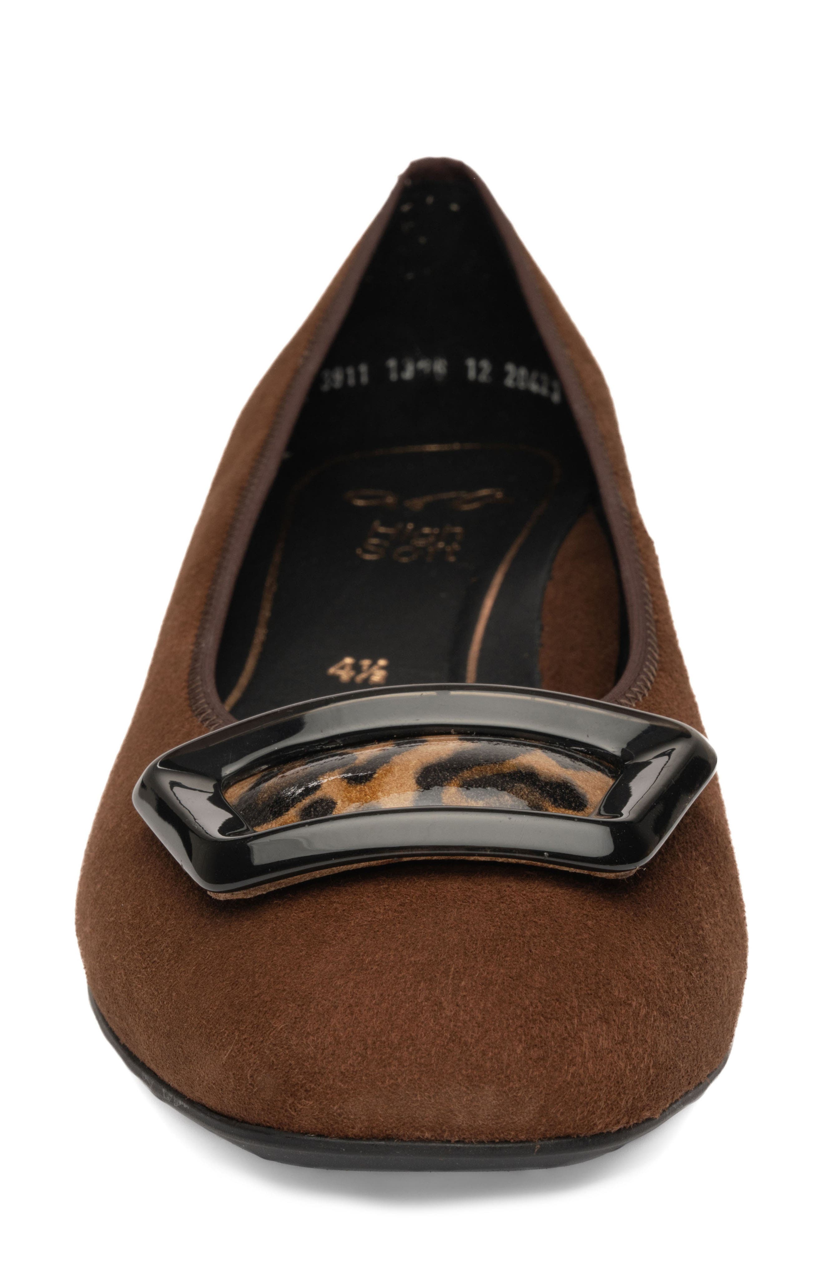 Gale Pump, Alternate, color, BROWN