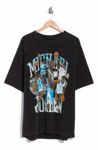 Jordan Flight Essentials Oversized Graphic T-Shirt