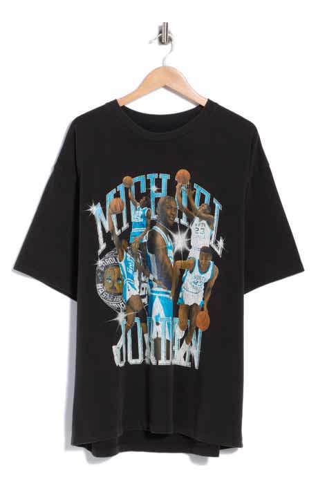Jordan Flight Essentials Oversized Graphic T-Shirt