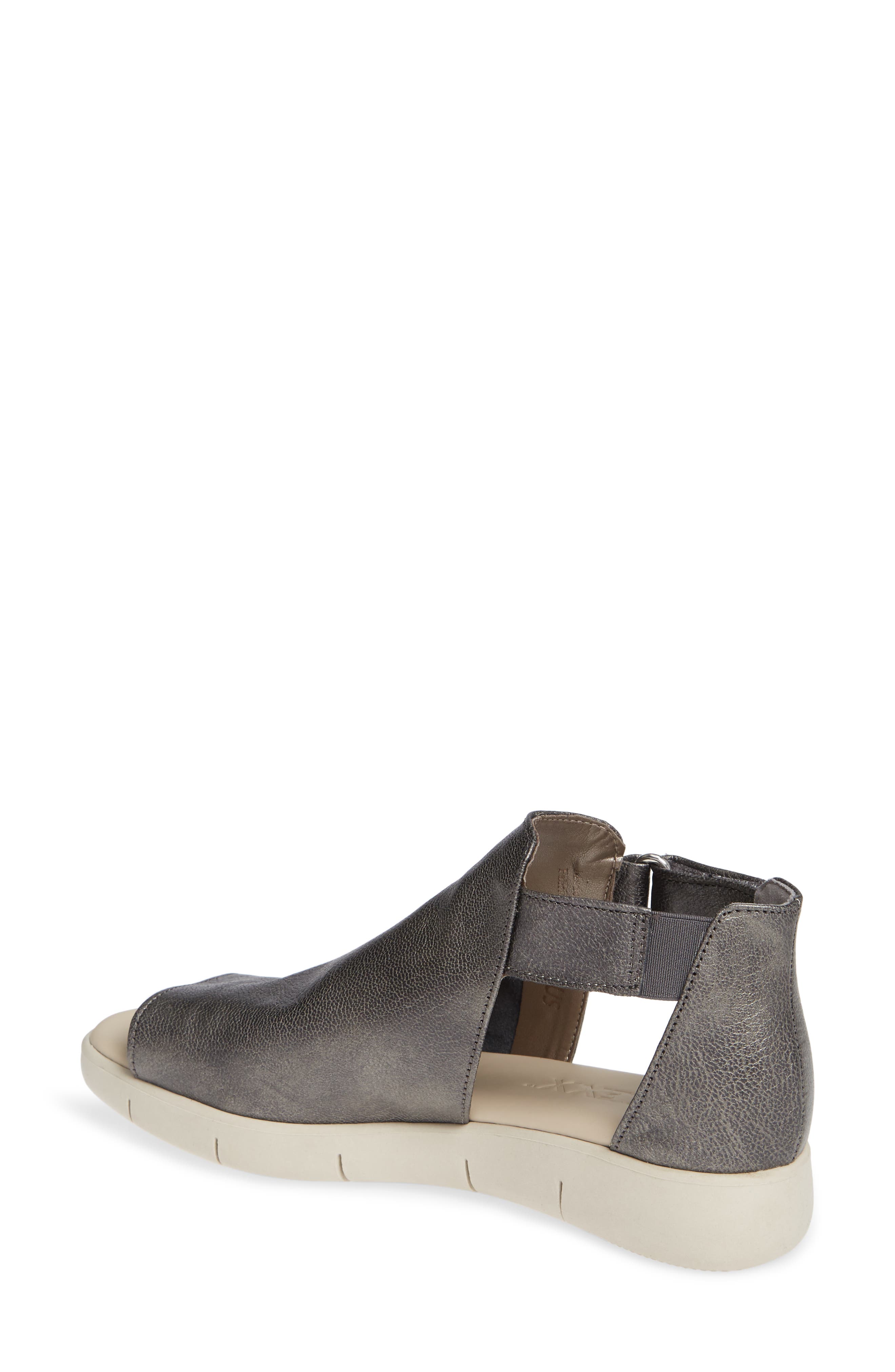 Front Row Sandal, Alternate, color, GREY LEATHER