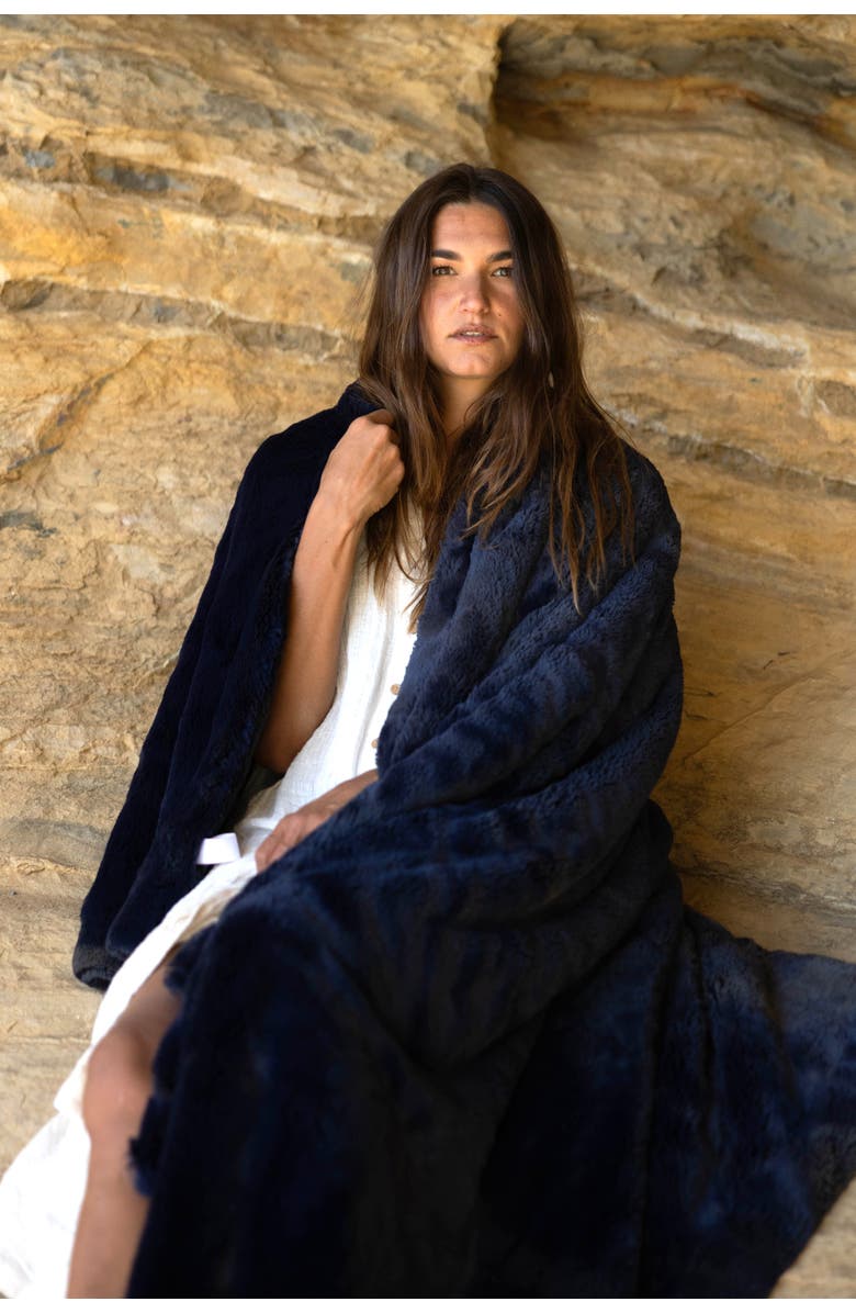 Sea To Me Blankets Carmel, Main, color, Midnight Ink