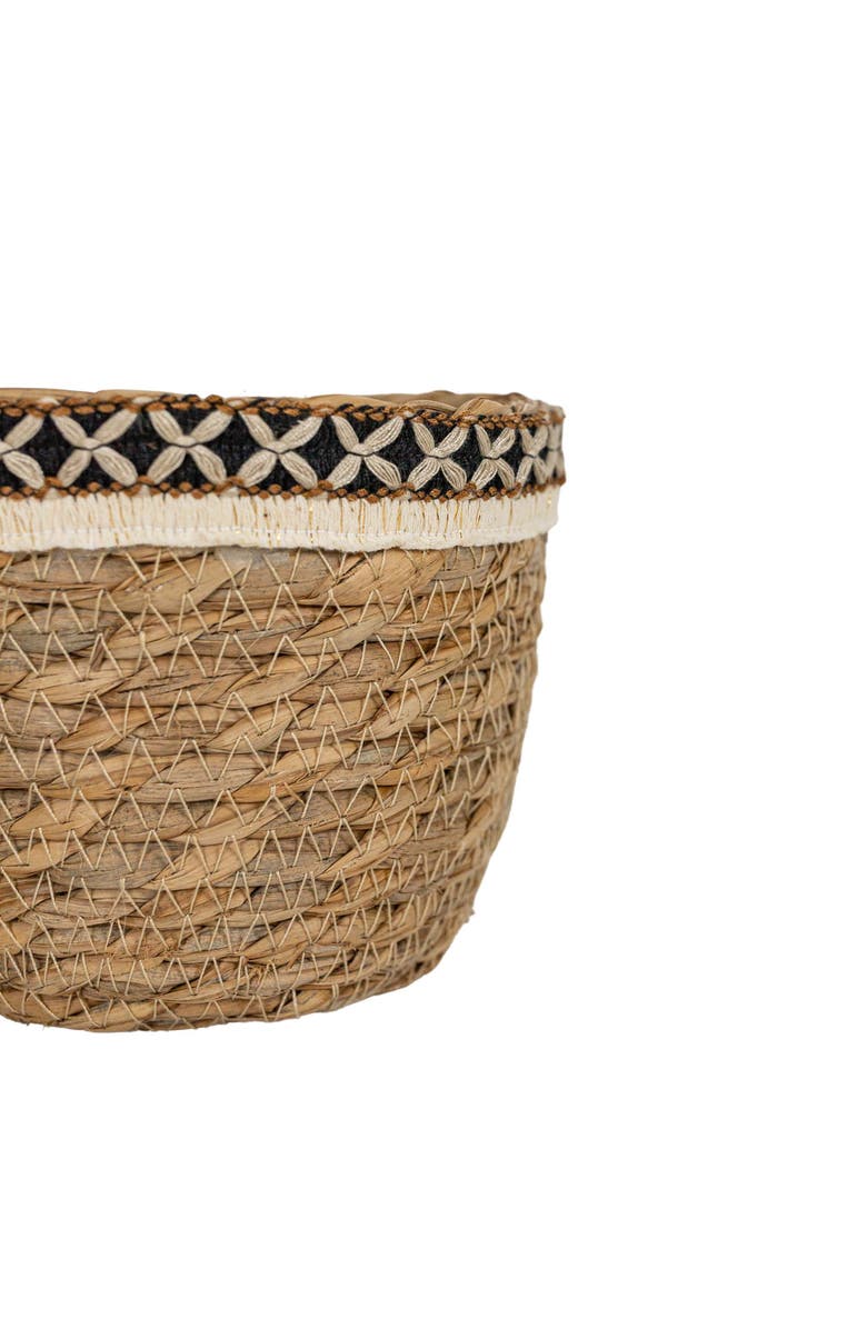 Foreside Home and Garden Set of 2 Embroidered Rim Baskets Natural Seagrass & Jute, Alternate, color, Brown