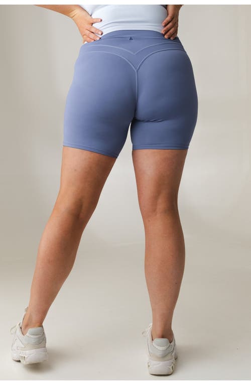 Vitality Revive Volley Short In Blue