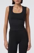 Vuori Halo Essential Scoop Tank