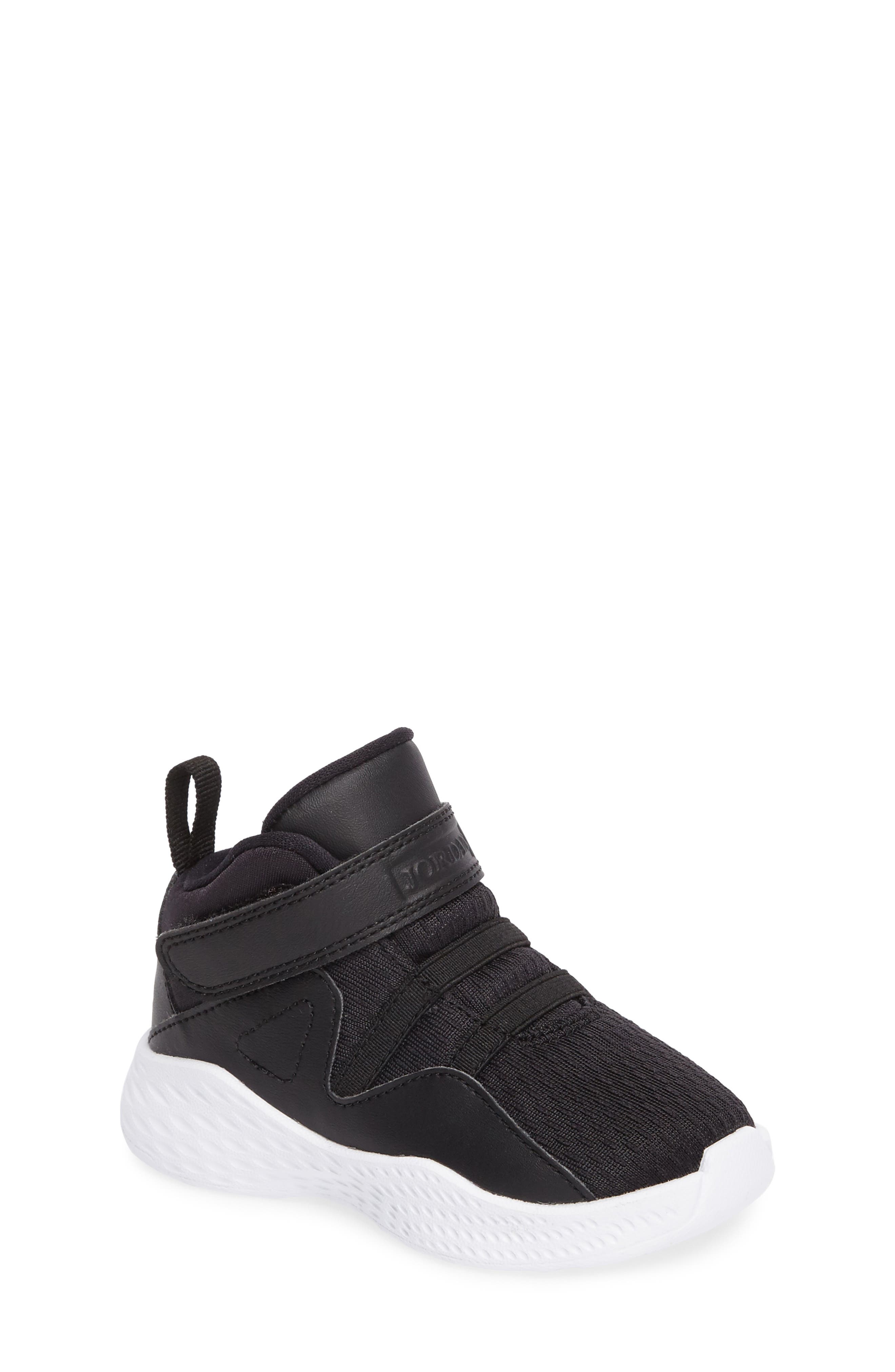 Jordan Nike Jordan Formula 23 Basketball Shoe, Main, color, 