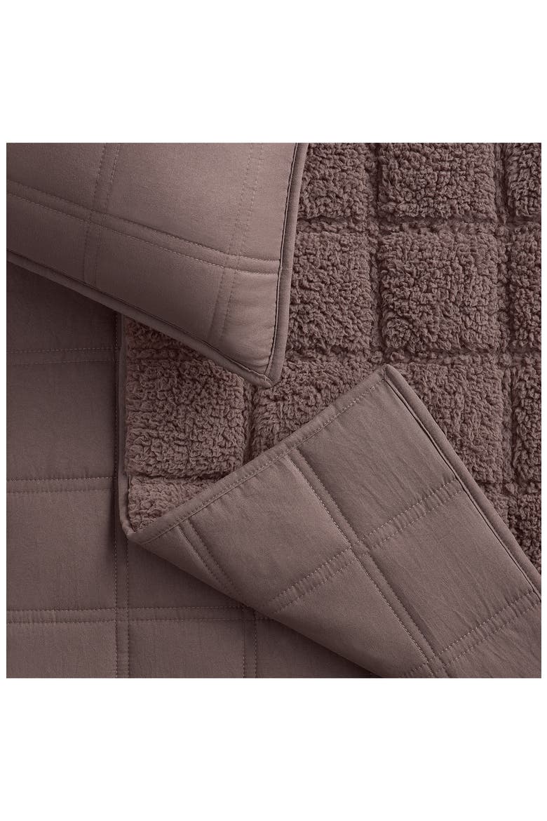 Gizelle Quilt Set, Alternate, color, BURNT CEDAR