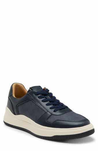 Buddy Sneaker