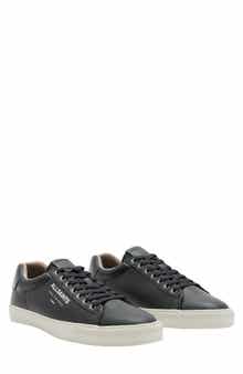 Underground Low Top Sneaker