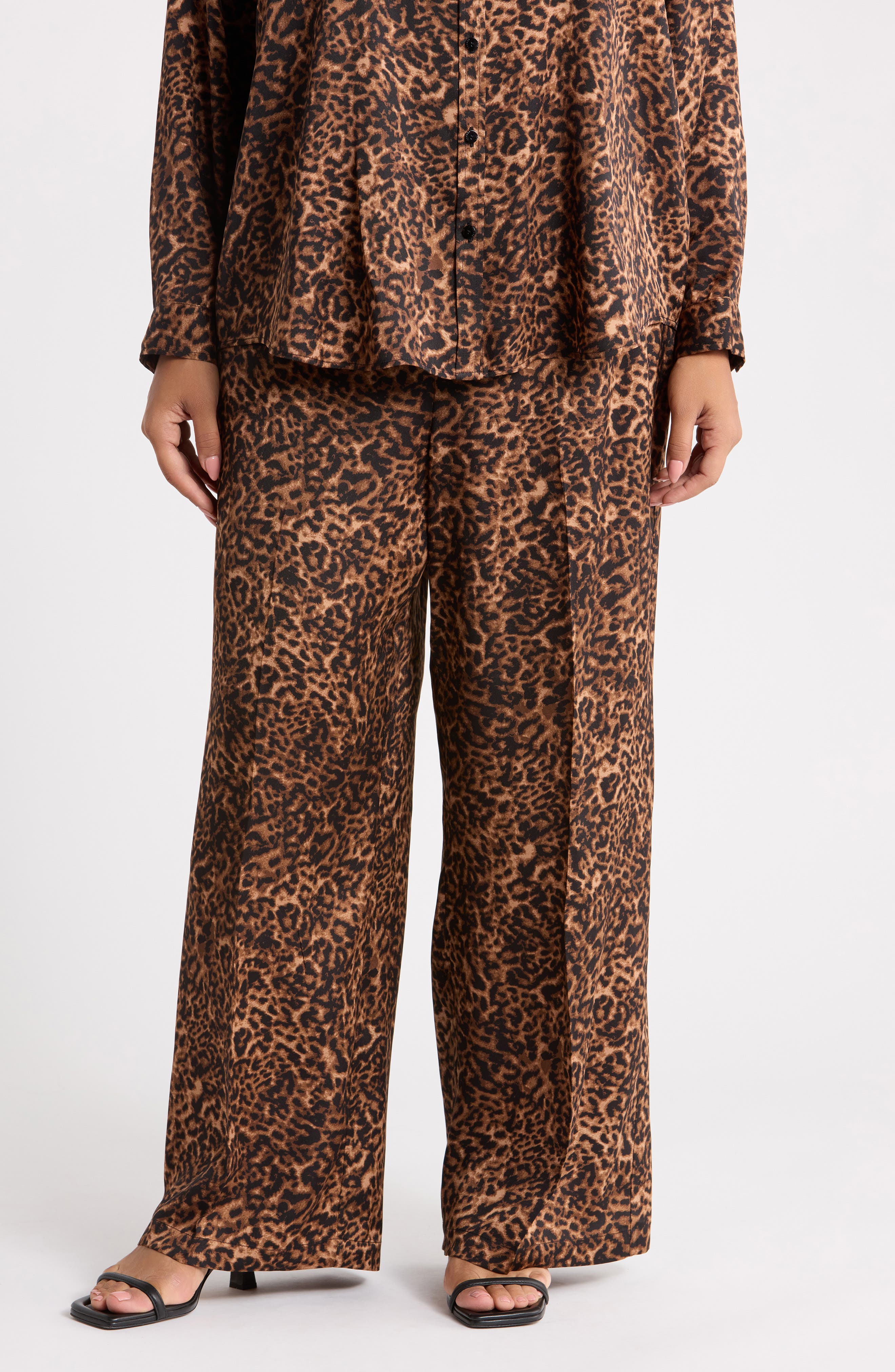 selected WALNUT BLACK LEOPARD