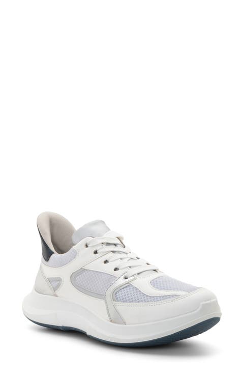 Mariana Sneaker