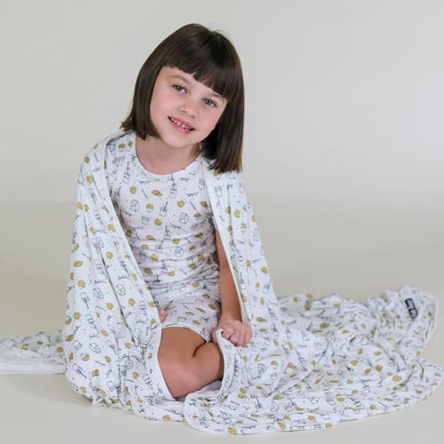 Bellabu Bear Milk & Cookies Kids 2-piece Short Sleeve & Shorts Pajama Set In White