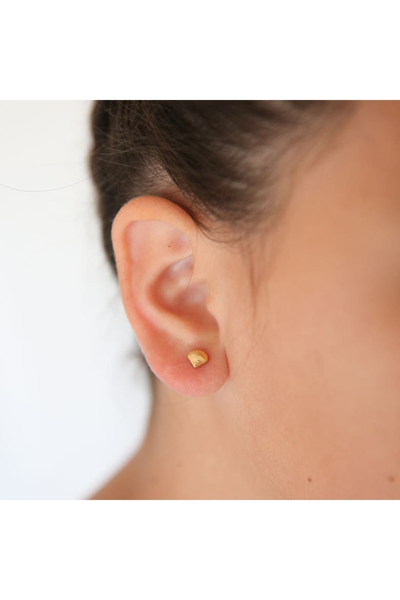 Seashell Stud Earrings, Alternate, color, Gold