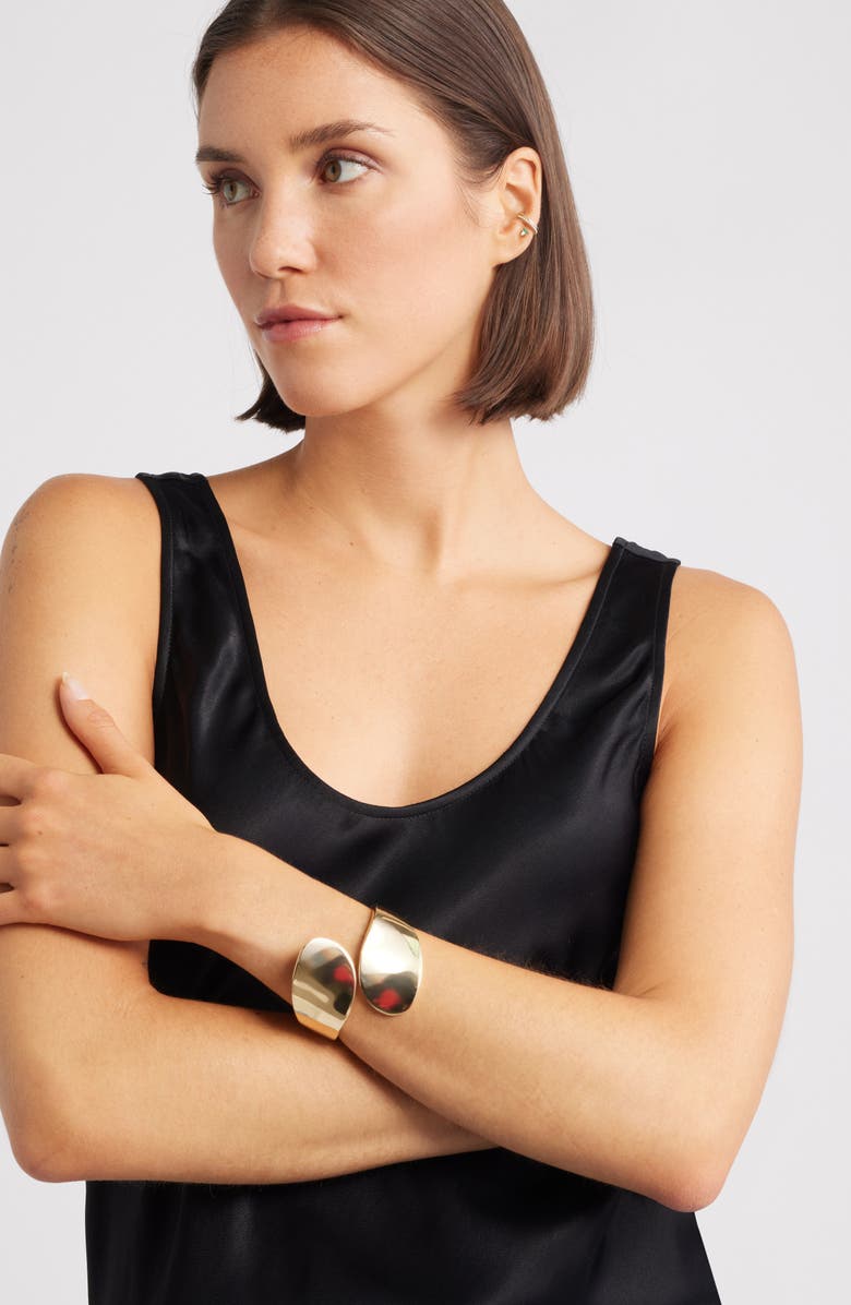 Nordstrom Round Edge Bypass Hinge Bracelet, Alternate, color, Gold