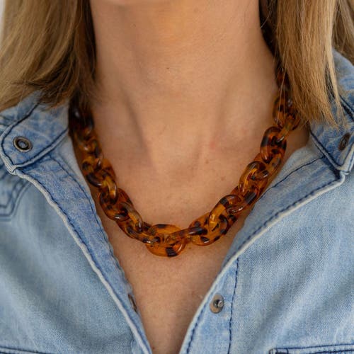 Erin Mcdermott Jewelry Classic Tortoiseshell Necklace In Brown