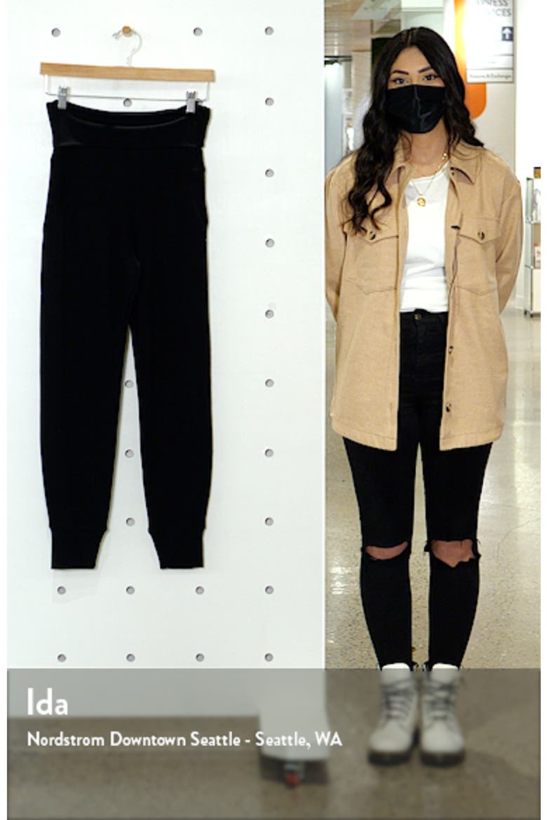 Cozy Fleece Foldover Maternity Joggers video