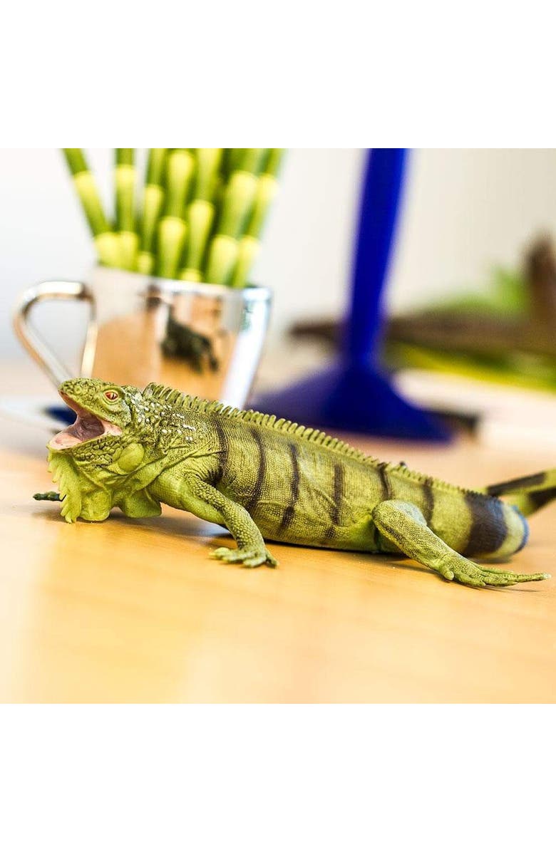 Safari Ltd. Iguana Toy, Alternate, color, NO COLOR