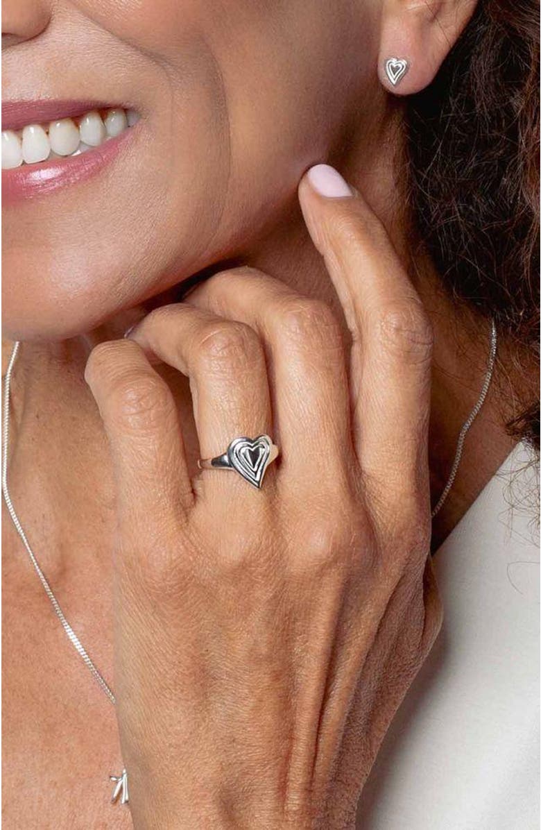 Rizen Jewelry Emanate Love Signet Heart Ring, Alternate, color, Sterling Silver