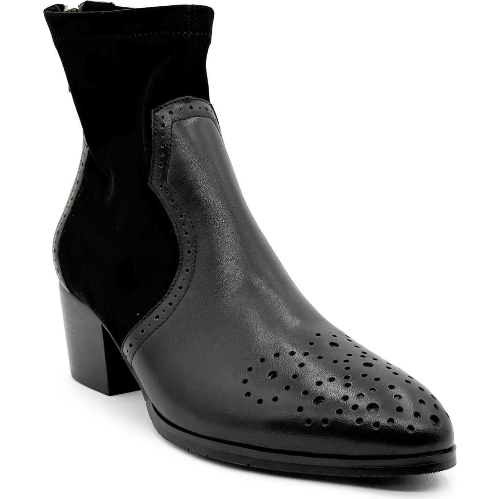 Chelsea Crew Lima Brogue Boot In Black Leather