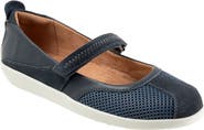 SoftWalk® Dayton Mary Jane Sneaker