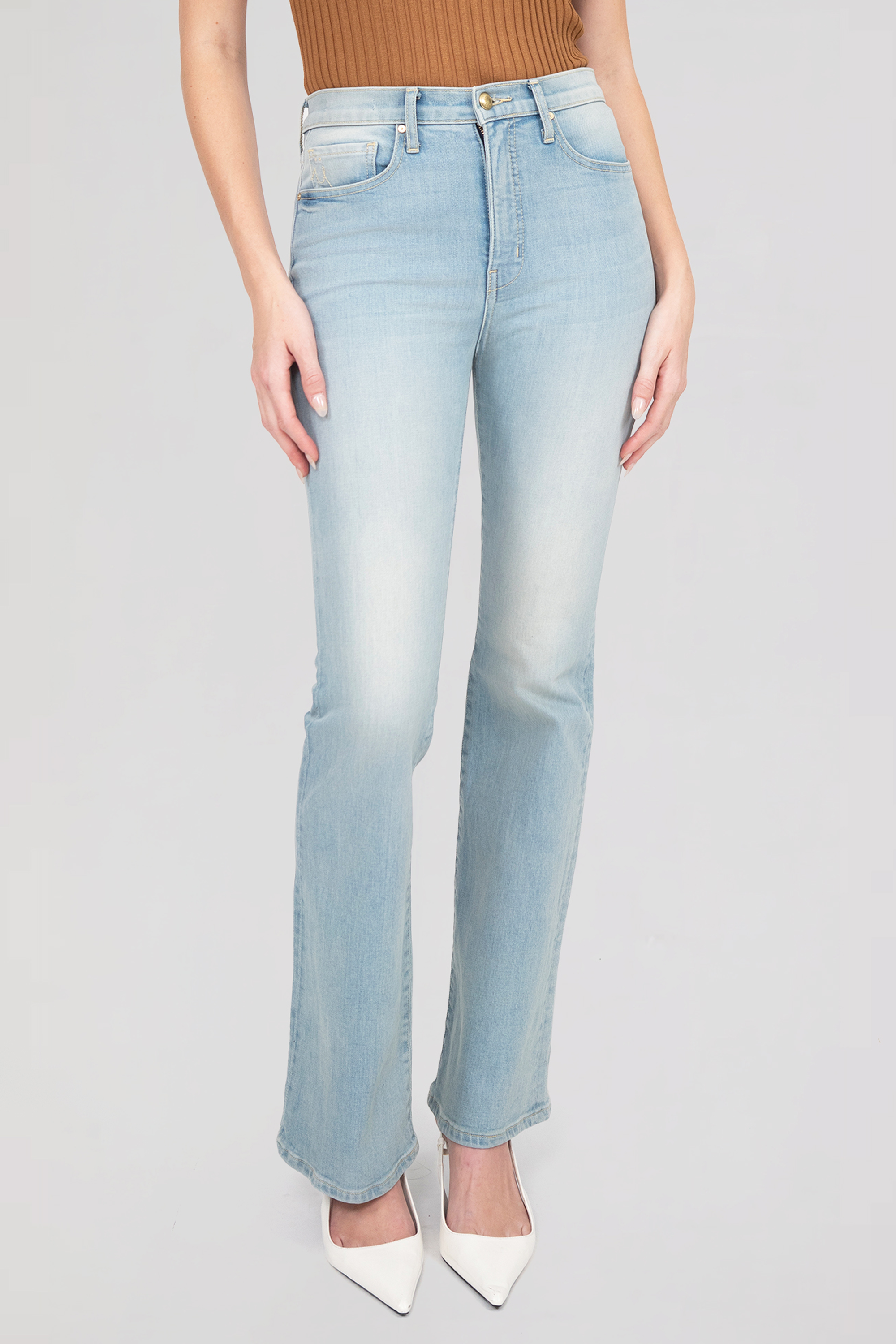 selected Bleu Clair