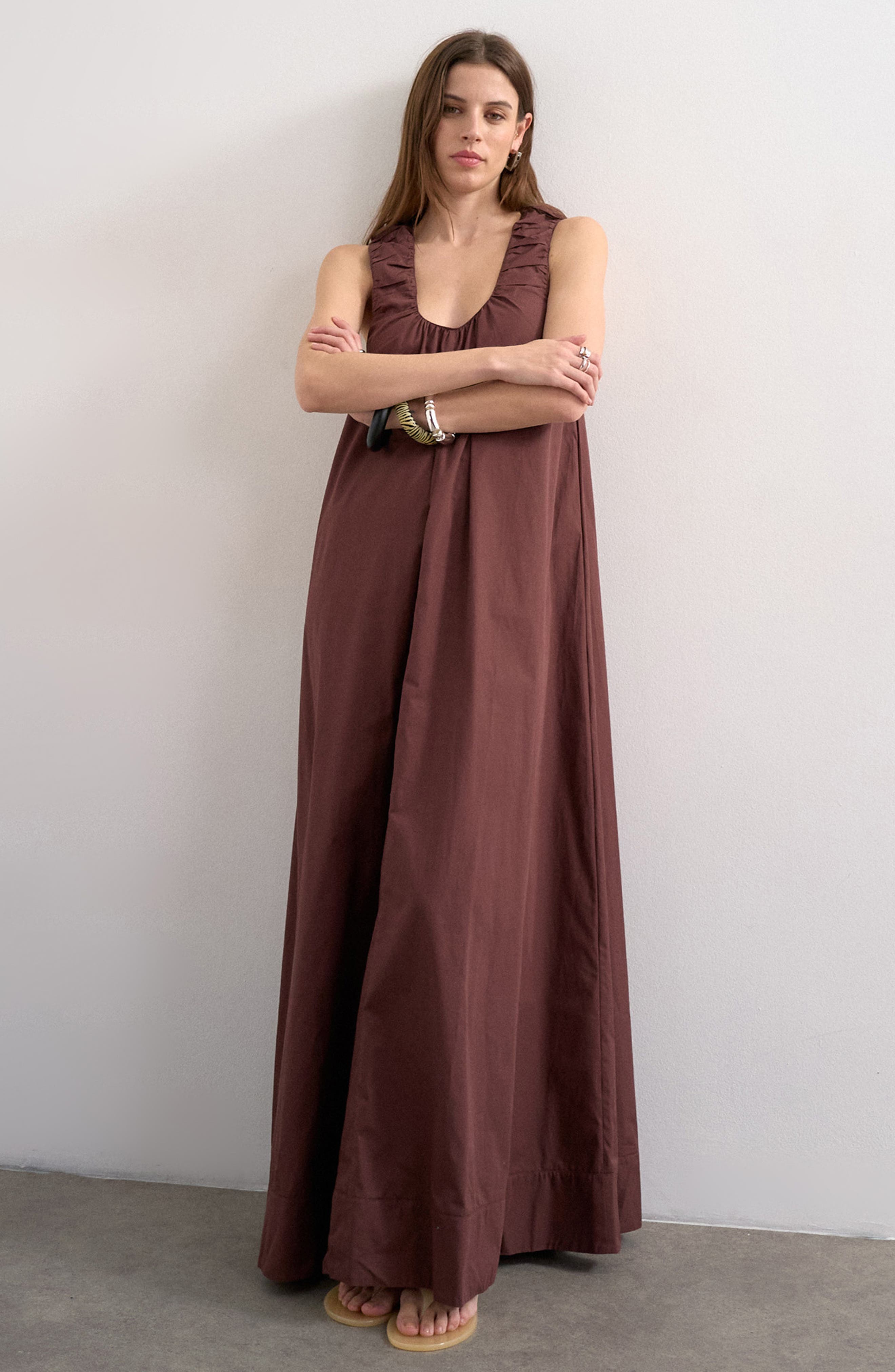 selected BROWN