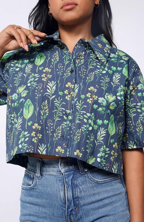 WILDFANG The Essential Cropped Button Up in Leaf Navy 