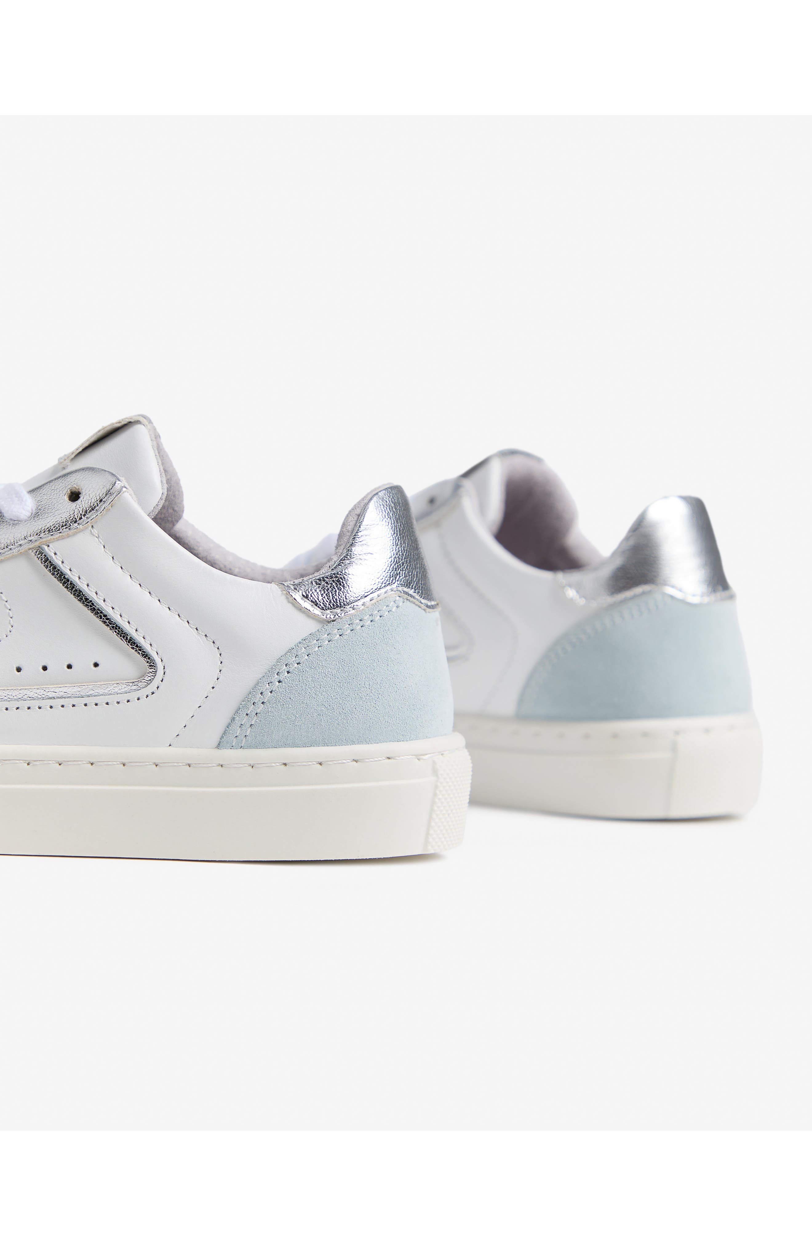 NeroGiardini Kids' Retro Low Top Sneaker, Alternate, color, White/ Baby Blue