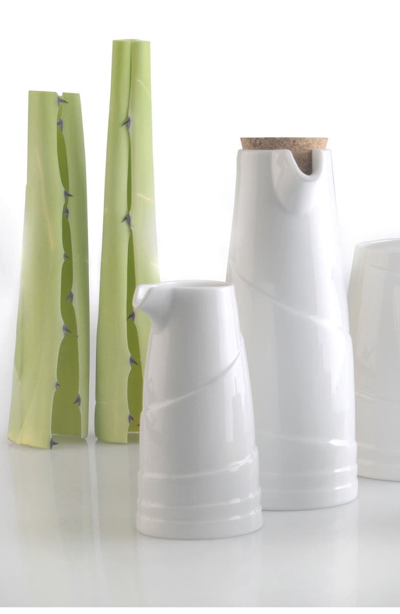 BergHOFF Hotel 22oz Porcelain Milk Jug, Alternate, color, White