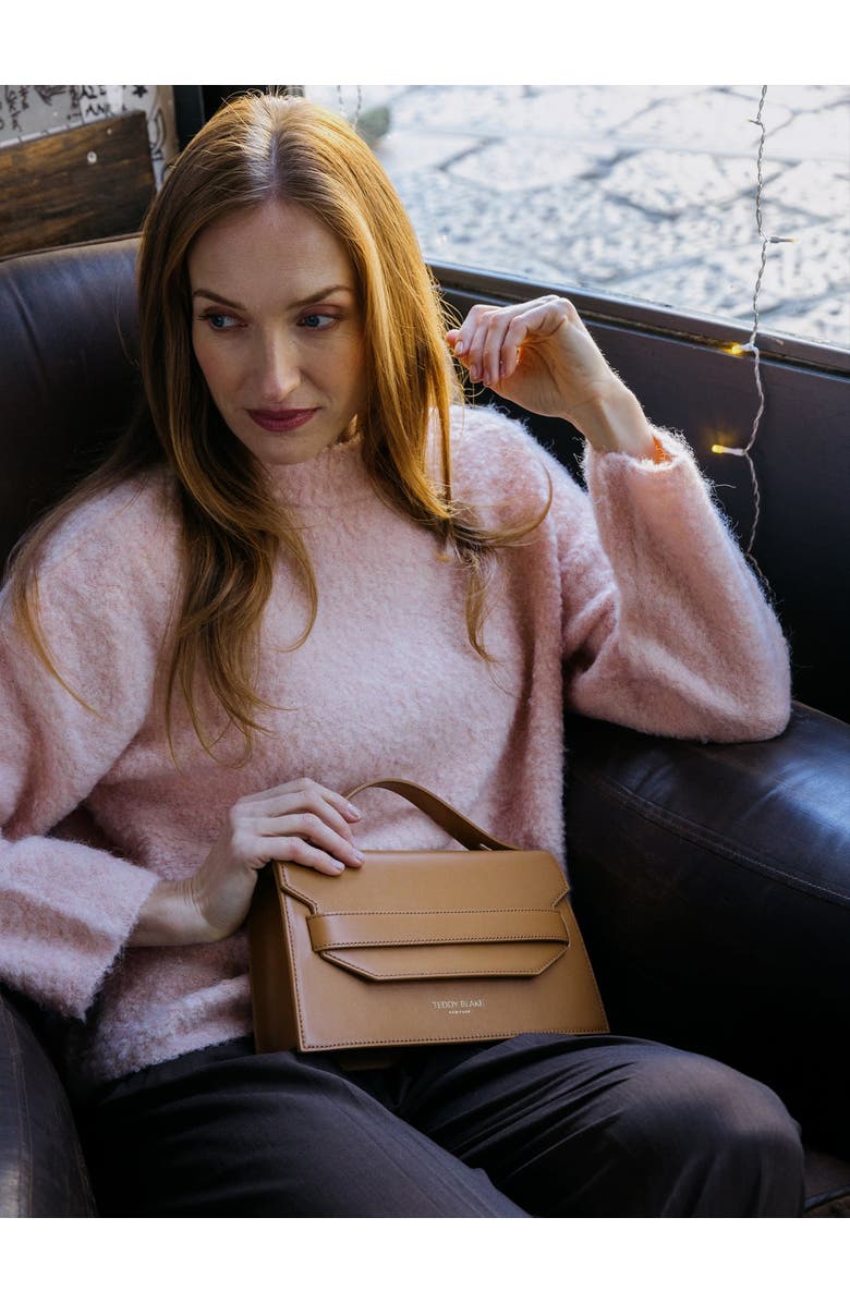 Teddy Blake Cristina Vitello 10", Alternate, color, Camel