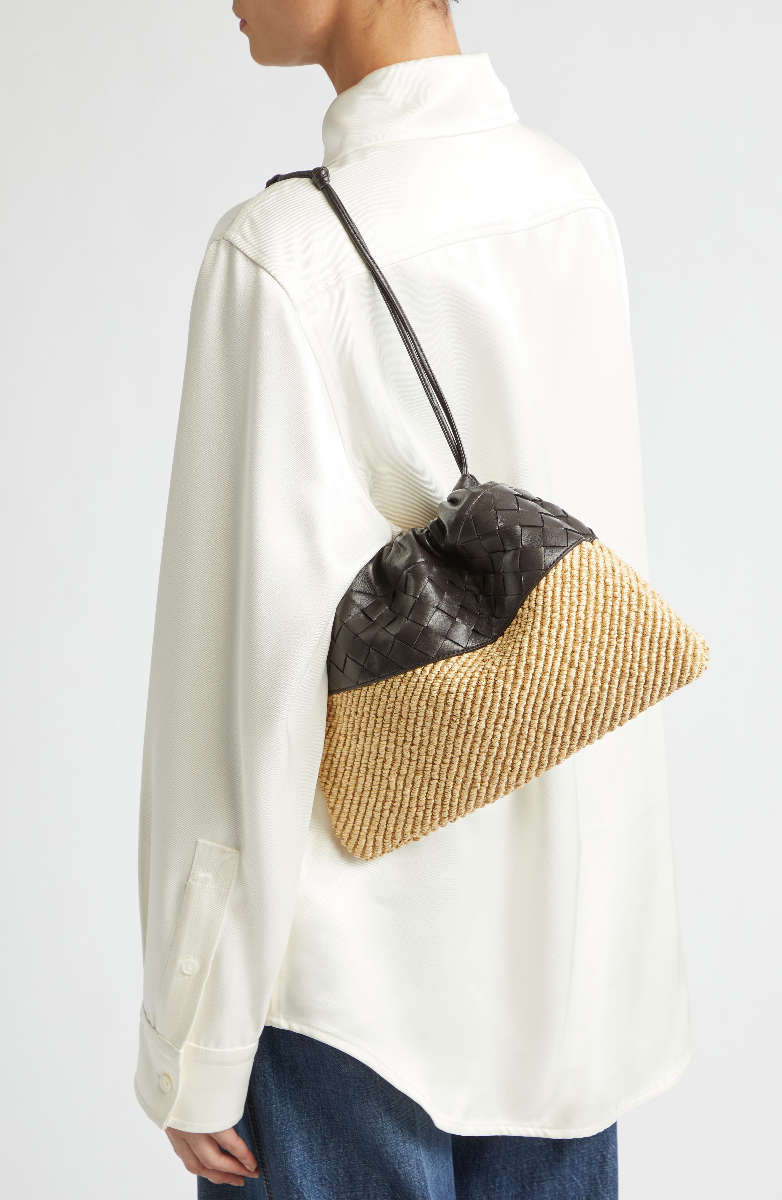 Medium Dustbag Intrecciato Leather & Raffia Clutch, Alternate, color, 9943 NATURAL/ ESPRESSO-G