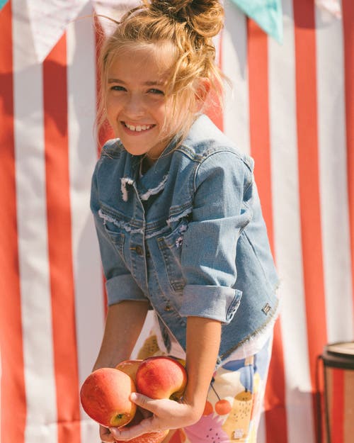 Deux Par Deux Girl's Frayed Denim Jacket With Embroidery Jeans Blue In Jeans Blue