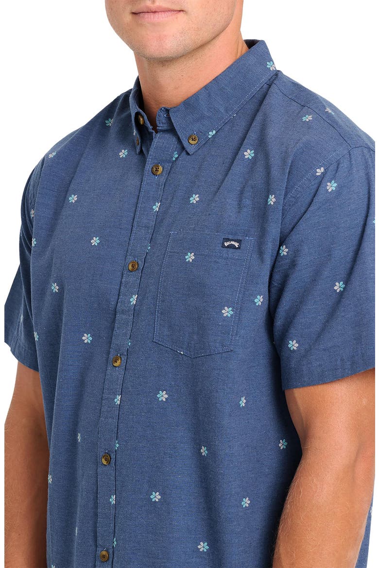 All Day Geo Jacquard Short Sleeve Cotton Blend Button-Down Shirt, Alternate, color, DARK DENIM