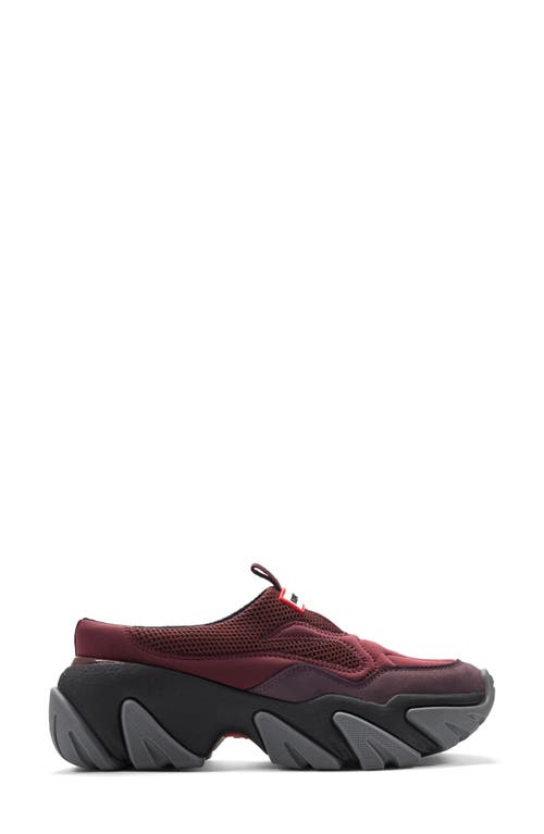Hunter Darisa Water Repellent Slip-on Shoe In Red