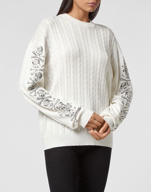 Cash Five Pullover Round Neck Ls Cable Crystal Skull Women