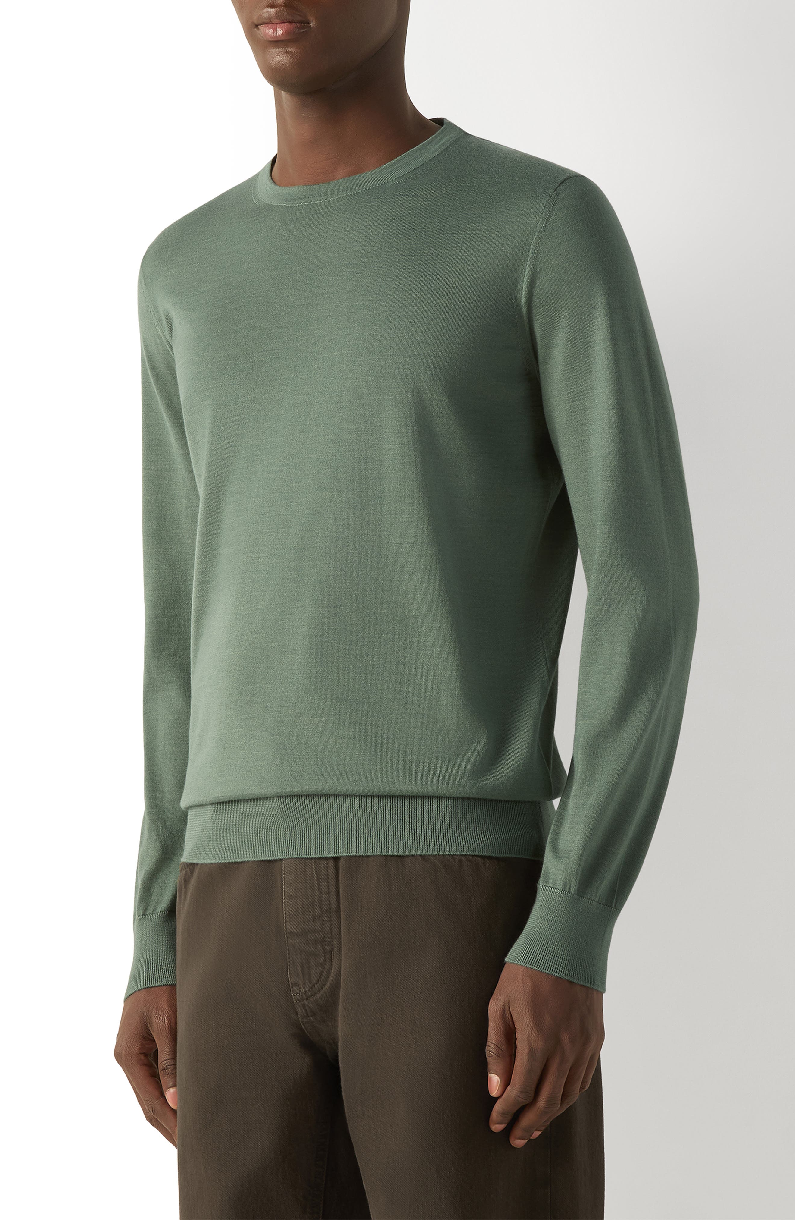 selected LIGHT GREEN