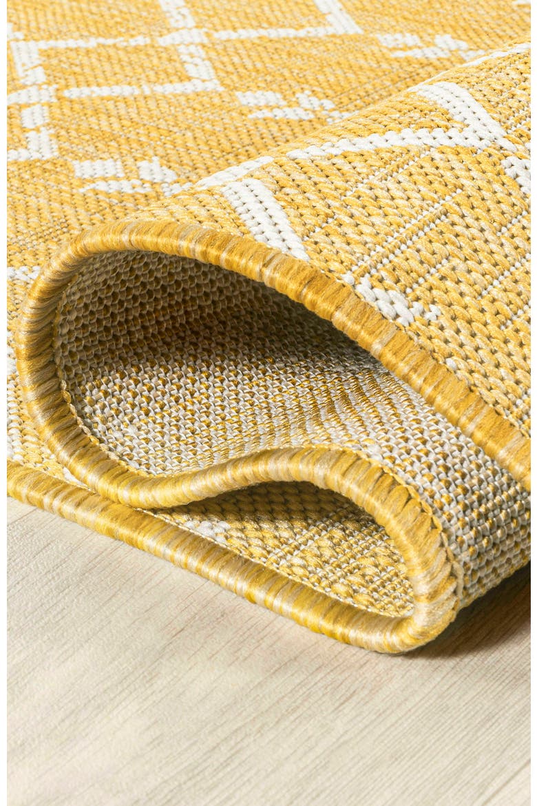 Ourika Moroccan Geometric Textured Weave Indoor/Outdoor Round Area Rug, Alternate, color, Yellow/Cream