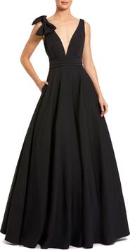 Mac Duggal Women's Crepe Sleeveless Plunge Neck Ballgown With Bow