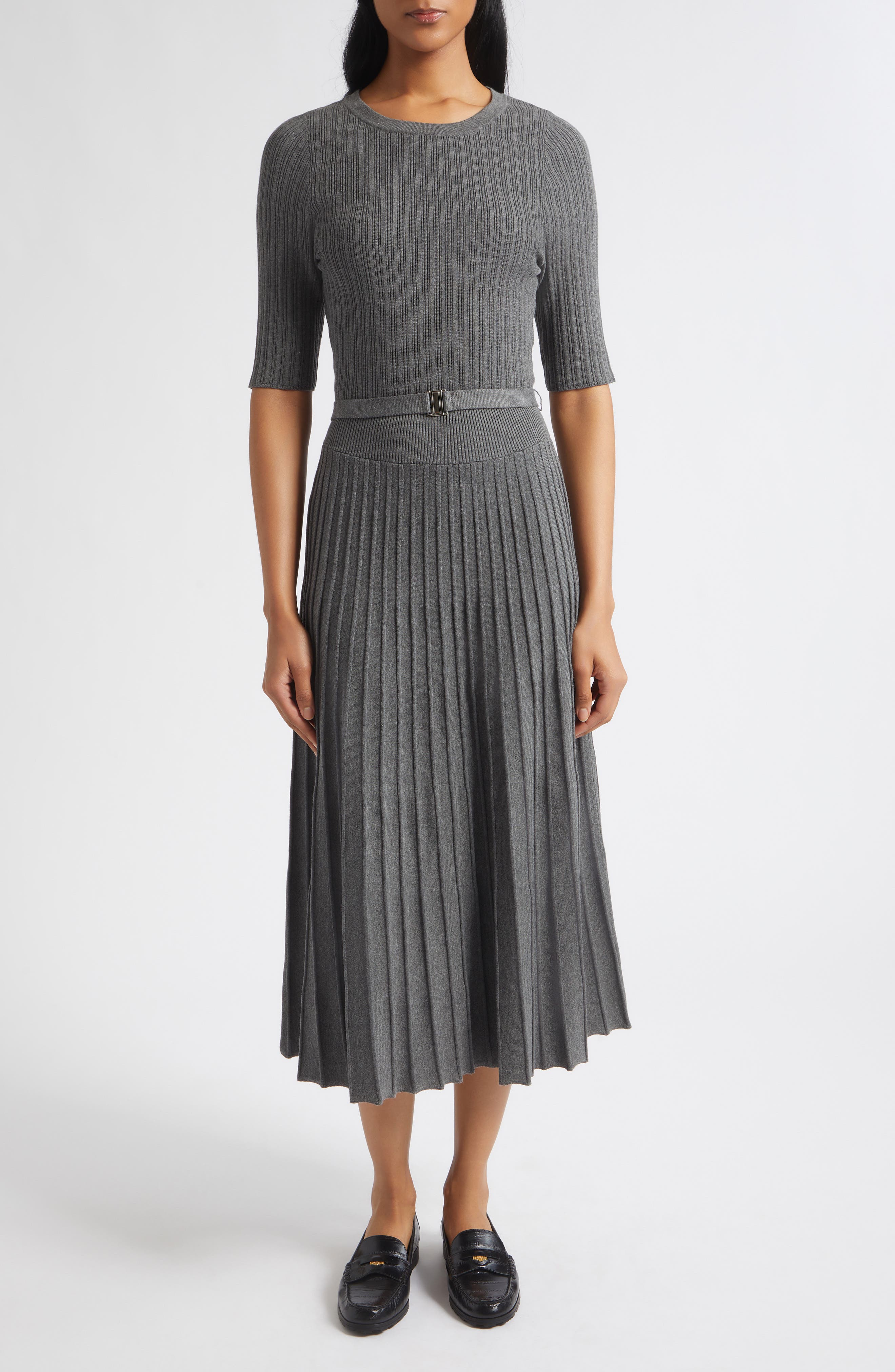 selected CHARCOAL HEATHER GREY