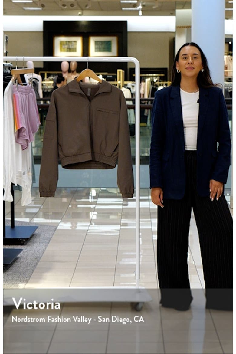 Status Crop Jacket video