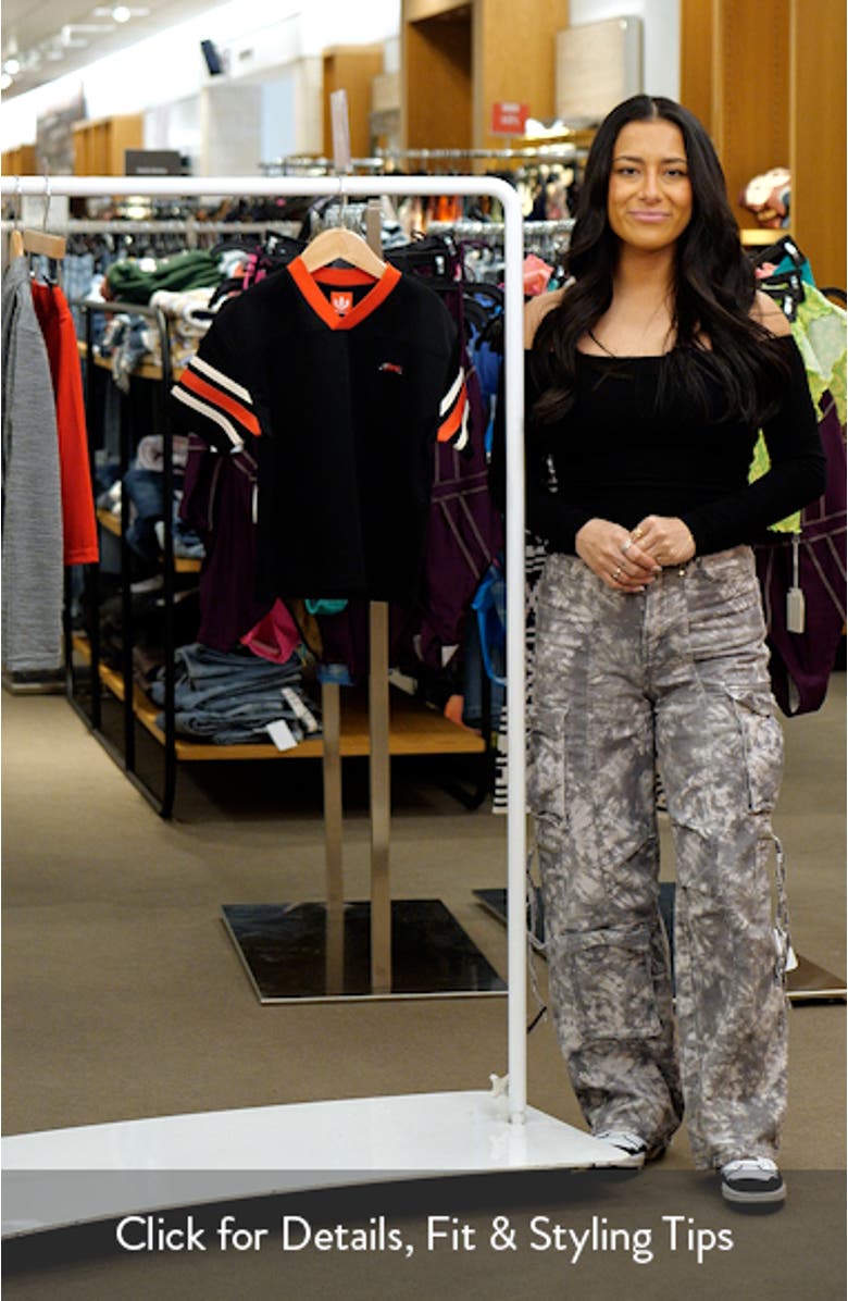 Kids' Oversize V-Neck Game Jersey, sales video thumbnail