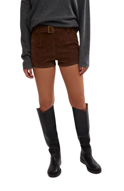 Short Knitted Suede Shorts with Belt