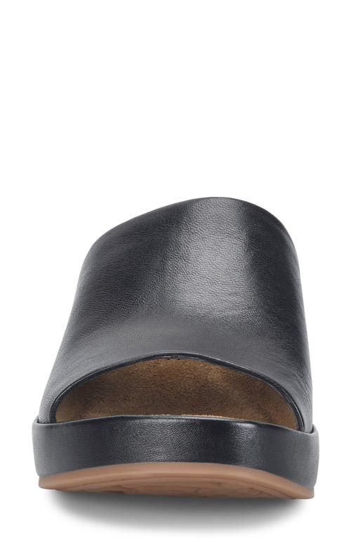 Söfft Cass Platform Slide Sandal In Black