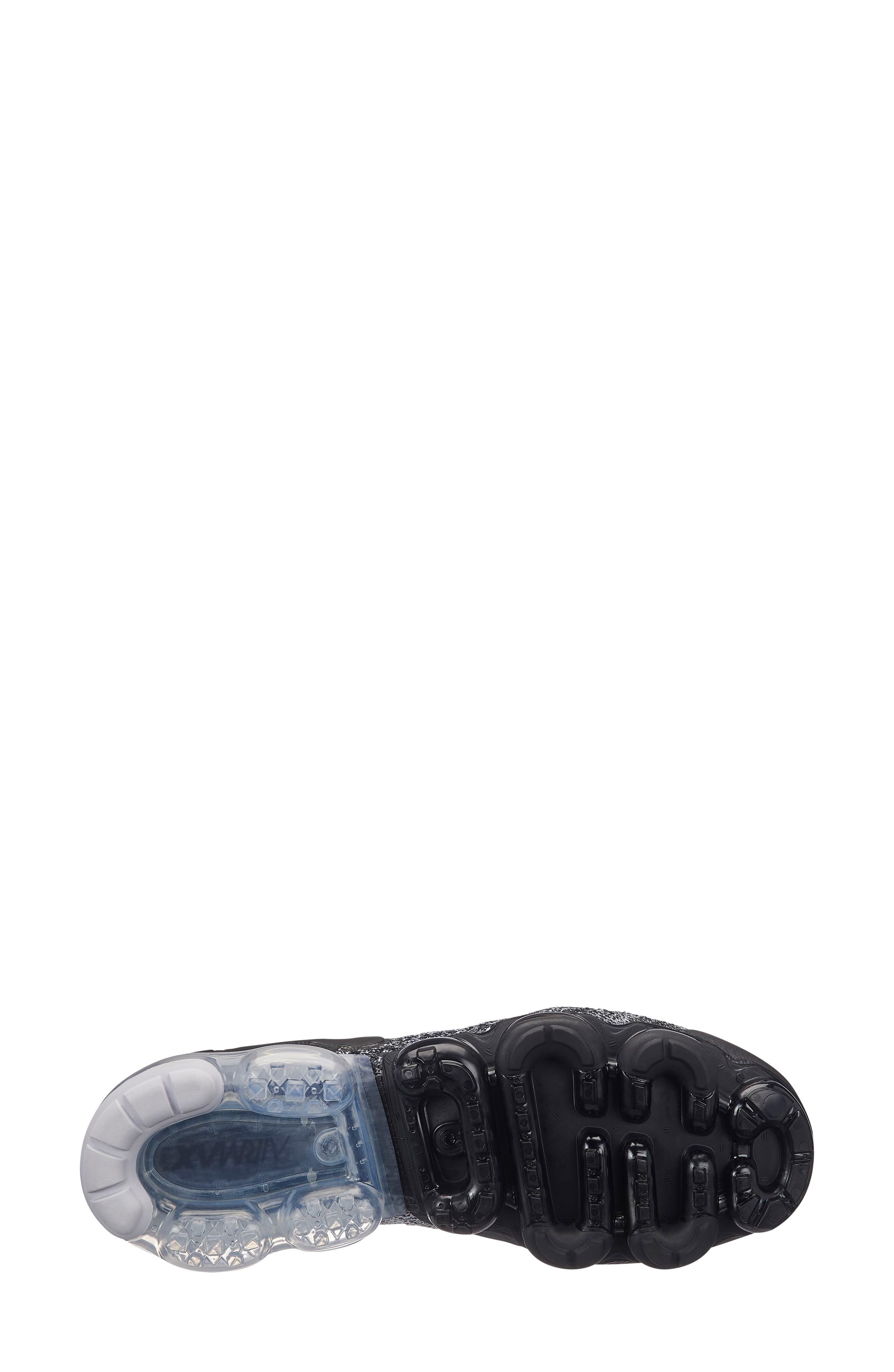 Air VaporMax Flyknit 2 Sneaker, Alternate, color, BLACK/ BLACK/ WHITE