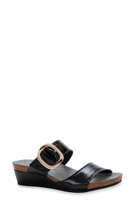 Magic Wedge Sandal