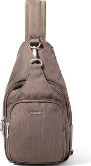 BAGGALLINI Central Park Sling Bag